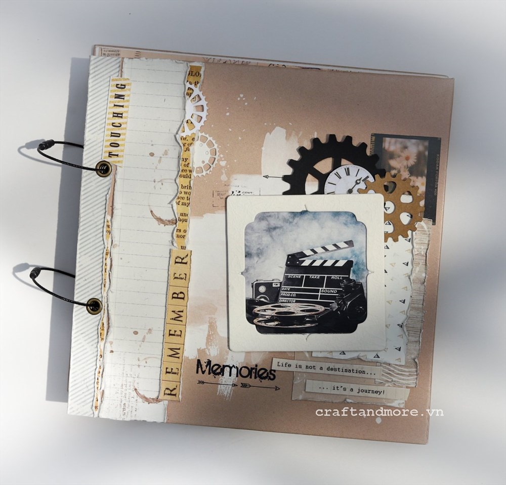 Một trong những mẫu scrapbook đẹp nhất tại Craft & More Vietnam