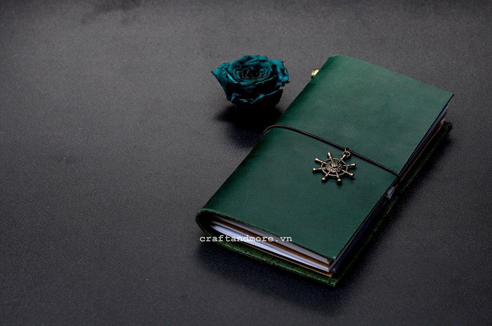 Sổ tay da khắc tên theo yêu cầu