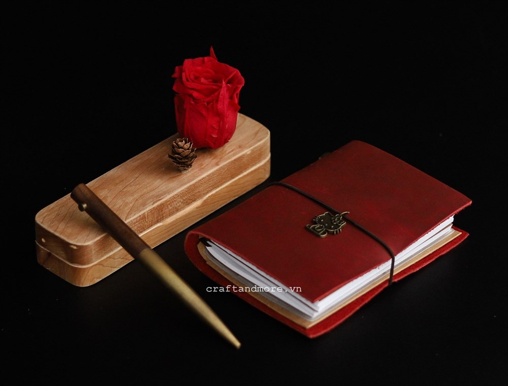 Sổ tay ghi chép công việc