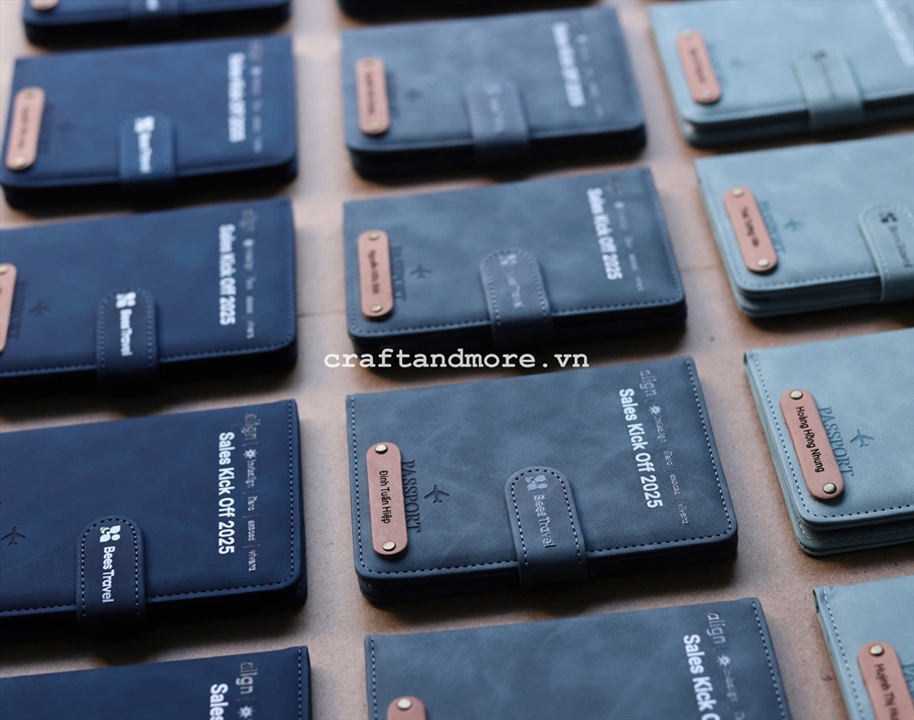 Ví Passport Cover Đựng Hộ Chiếu Khắc Tên Riêng