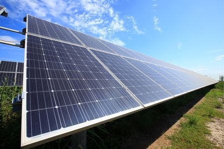 Hệ Thống Điện Mặt Trời Hòa Lưới Có lưu Trữ (Hybrid) tại TP.HCM