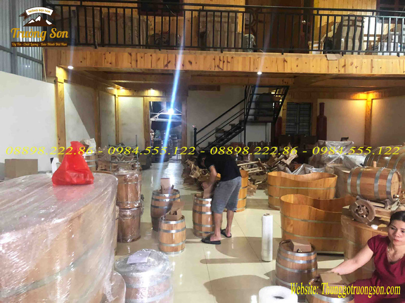 Cơ sở sản xuất thùng rượu gỗ sồi