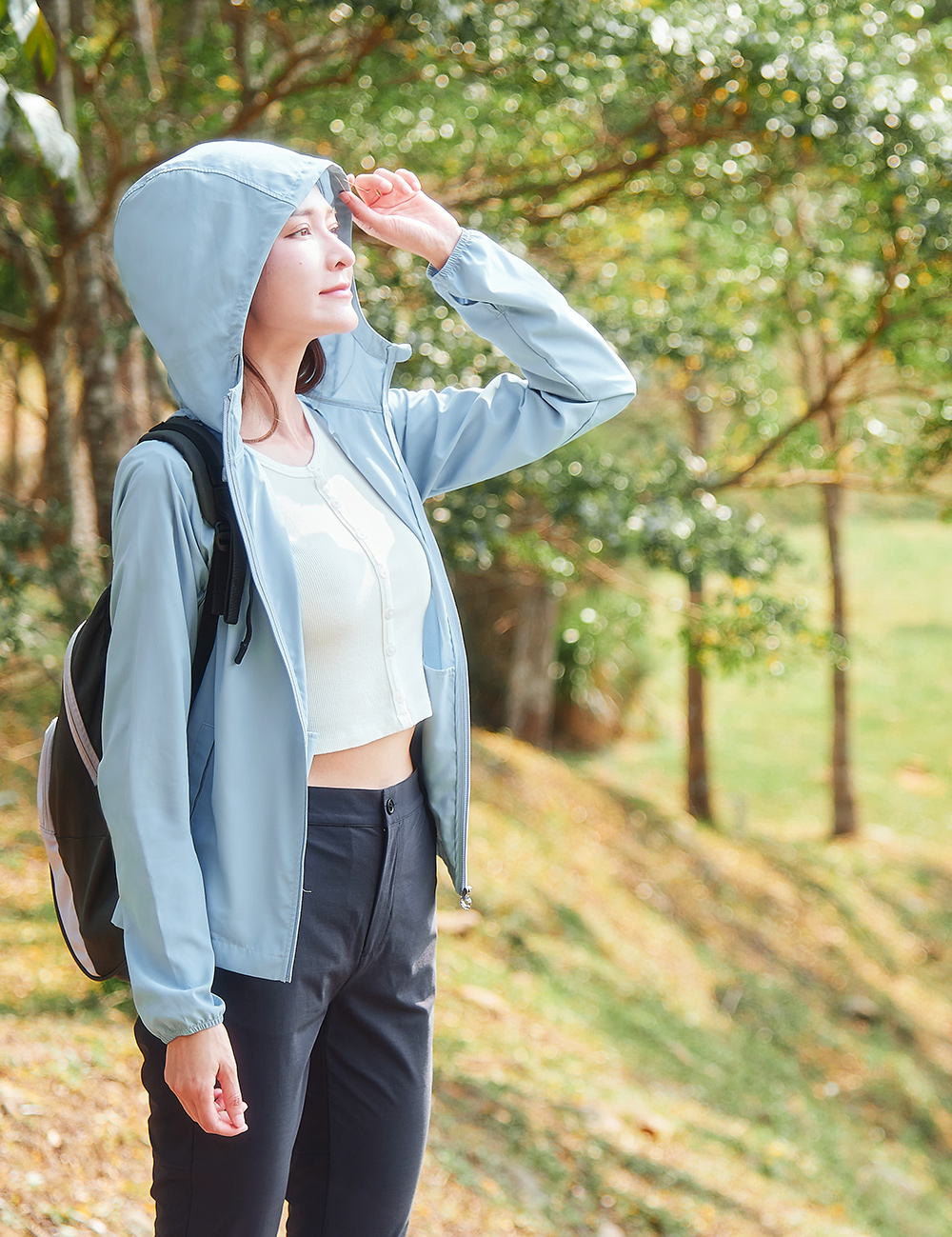 Áo khoác chống nắng chống tia UV UV100 AA23109 siêu mỏng nhẹ