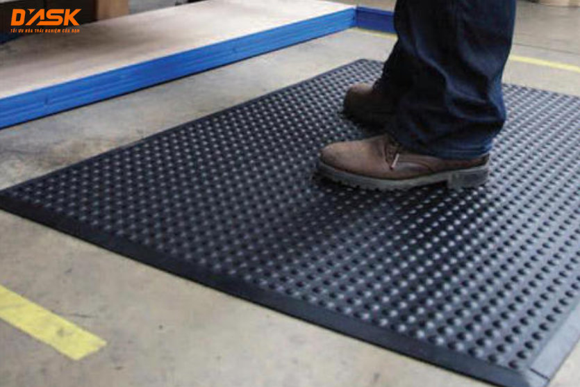 tham cao su cach dien