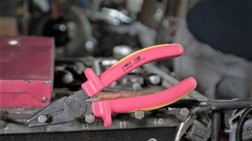 thuong hieu kim cach dien dask