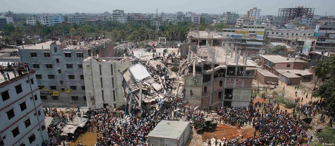 Cảnh tượng kinh hoàng sau vụ sập tòa nhà Rana Plaza ở Bangladesh cách đây 10 năm