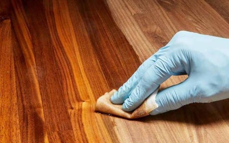 Đánh bóng bằng vecni