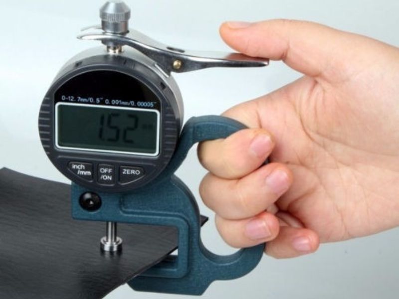 đồng hồ đo độ dày điện tử Mitutoyo 547-300S tích hợp nhiều chức năng, chất lượng, giúp kết quả đo được tốt nhất