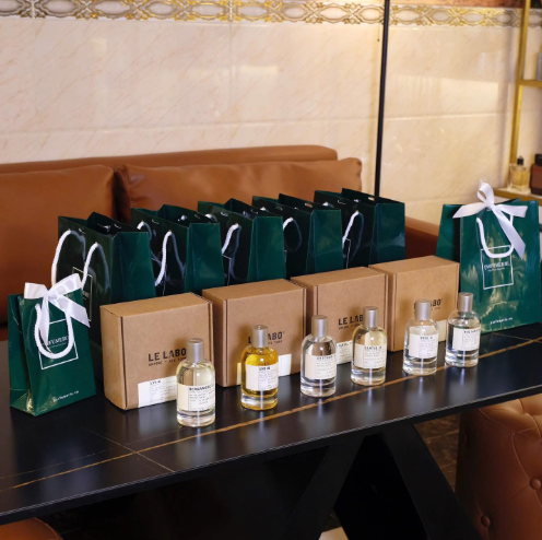 Tặng Nước Hoa Có Kiêng Kỵ Gì Không?