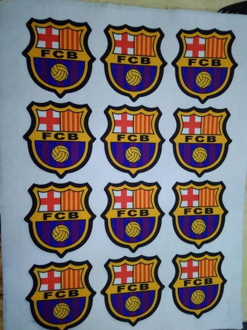cắt logo câu lạc bộ bóng đá barcelona
