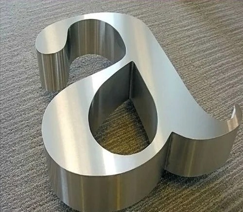 chữ nổi nhôm 3d