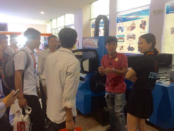 máy cắt laser kim loại