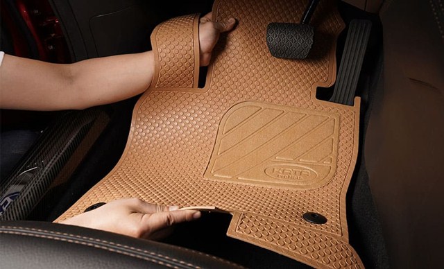 máy cắt thảm lót sàn ô tô 3d