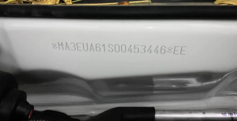 máy dập chữ trên kim loại