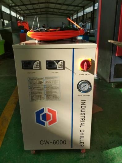 máy làm lạnh nước của máy fiber cắt kim loại 1000W