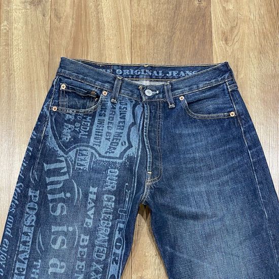 máy laser khắc quần jean