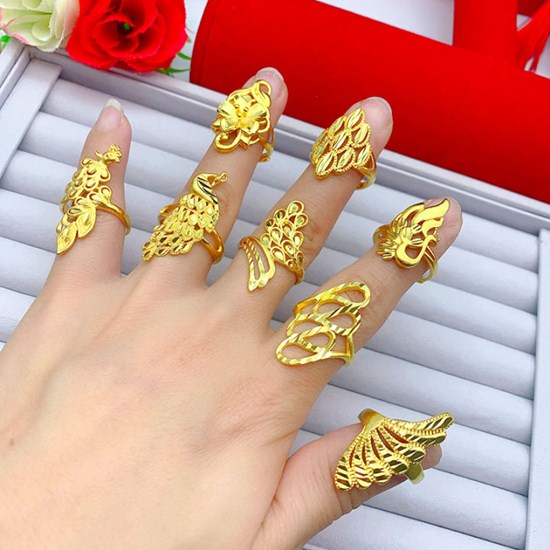 vàng nhẫn dùng để đeo tay trang trí đẹp mắt