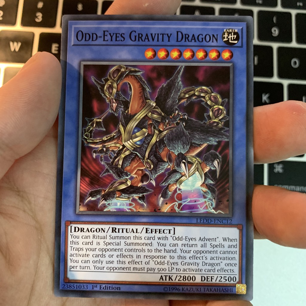 Odd-Eyes Gravity Dragon