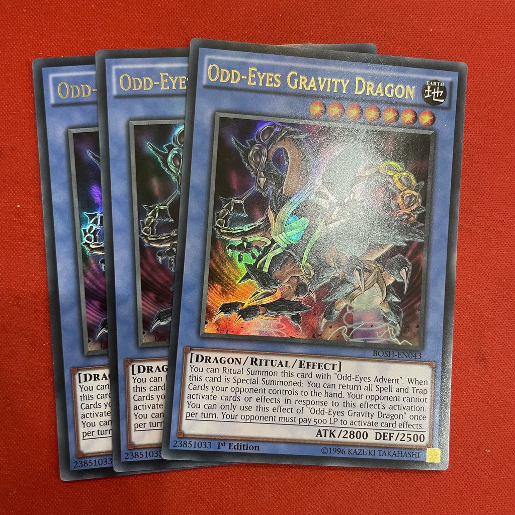 Odd-Eyes Gravity Dragon
