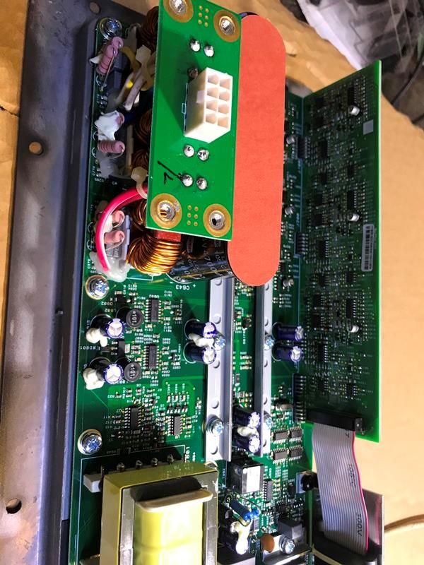 Sửa main loa active JBL