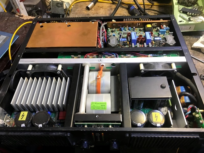 Sửa cục đẩy công suất LA acoustic