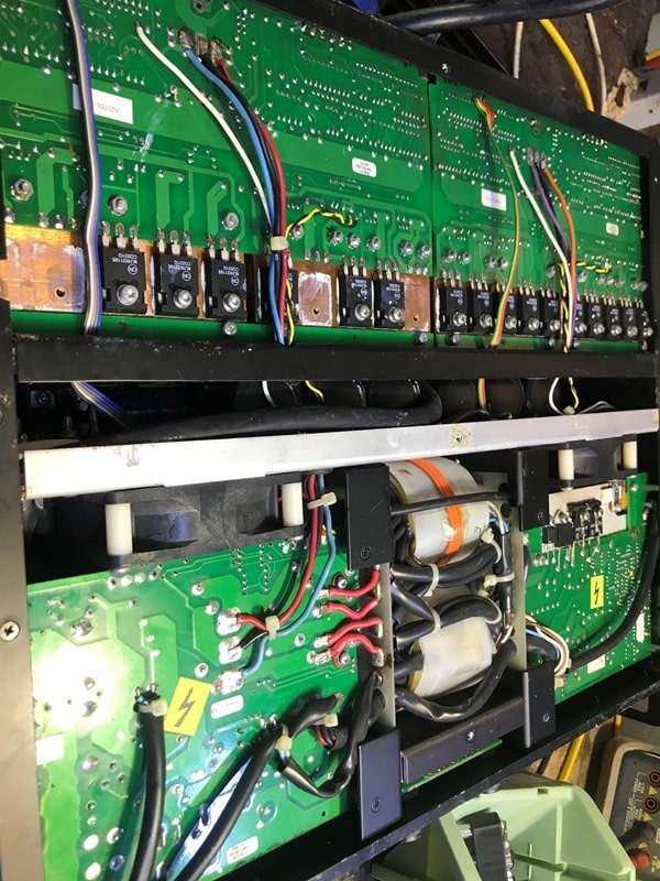 Sửa cục đẩy công suất LA acoustic