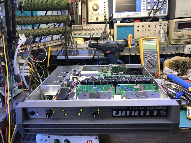 Sửa cục đẩy công suất crown macro tech 5000i