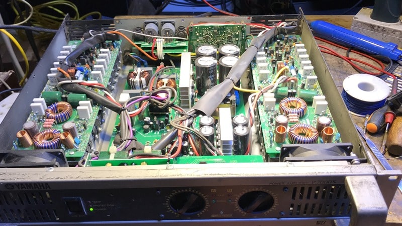 Sửa cục đẩy công suất Yamaha