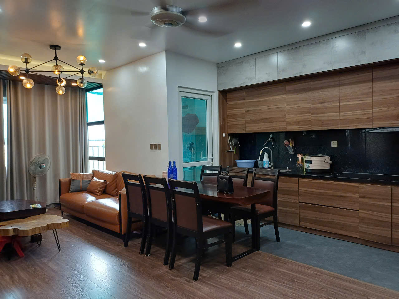 căn hộ 81m2 5 toà mới