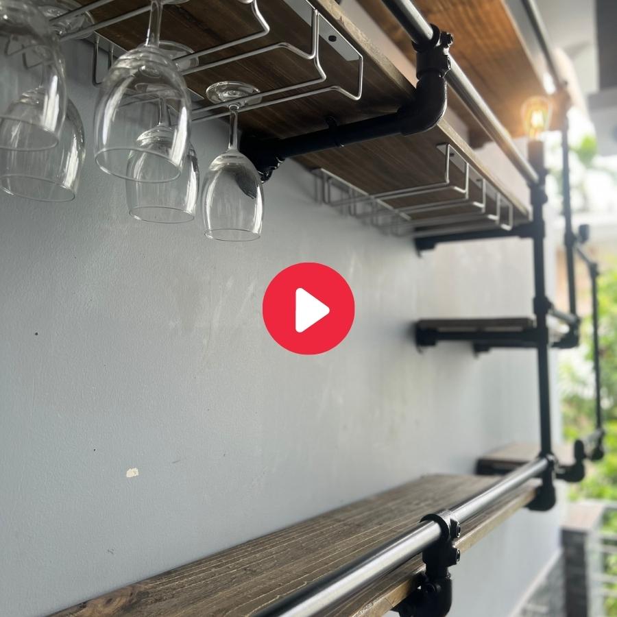 Kệ rượu Vintage Mr Vinh