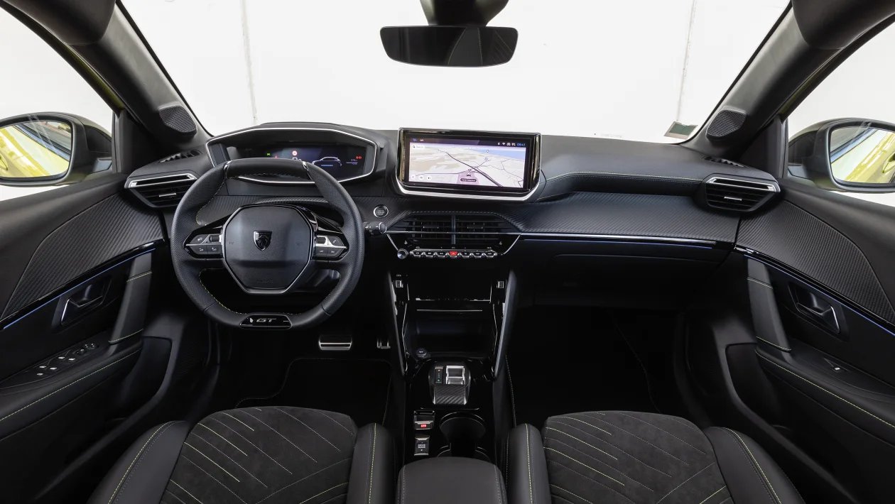 10 thiết kế nội thất ô tô ấn tượng 2023