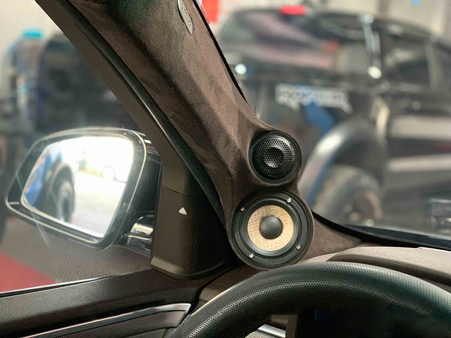 10 PHONG CÁCH NÂNG CẤP LOA CỘT A CHO Ô TÔ – TẠO CHẤT RIÊNG CHO HỆ THỐNG ÂM THANH XE HƠI