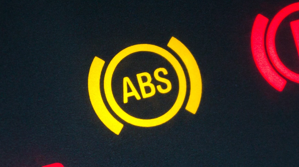 "Đọc vị" đèn cảnh báo ô tô