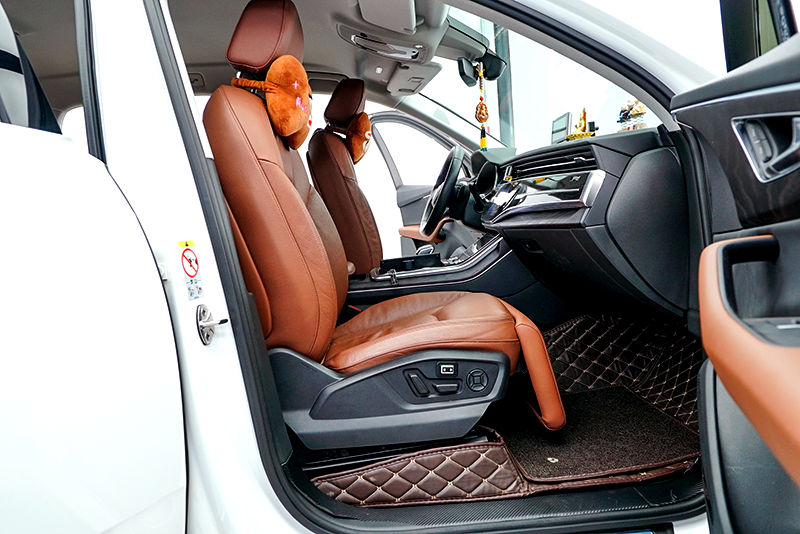 do-ghe-limousine-audi-q7-4