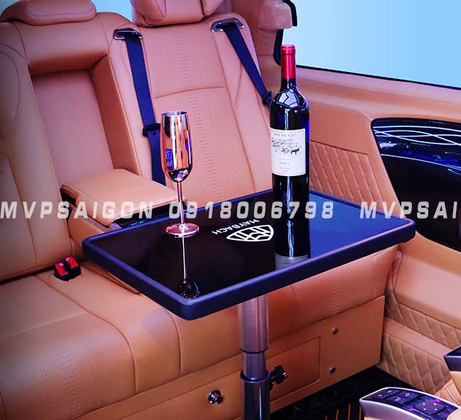 Độ bàn ăn bàn trà rượu phong cách du thuyền Benz V250
