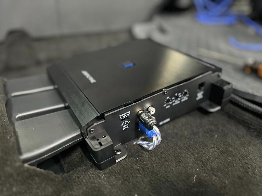 Độ loa Alpine cho Volkswagen Viloran: combo âm thanh chuẩn Hi-Res tại MPVSAIGON