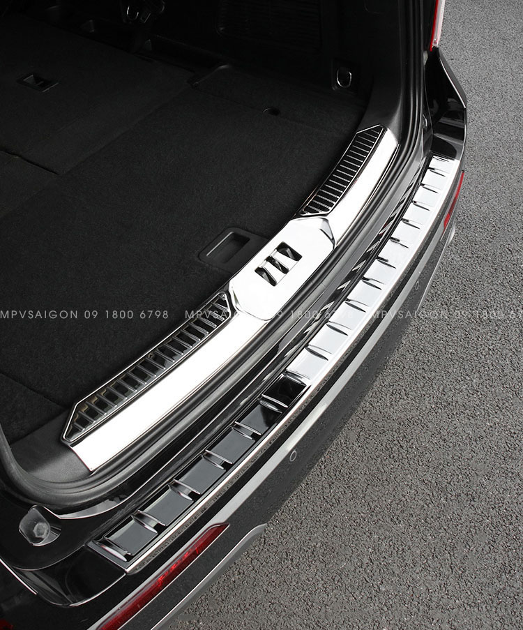 Ốp chống trầy Ford Explorer