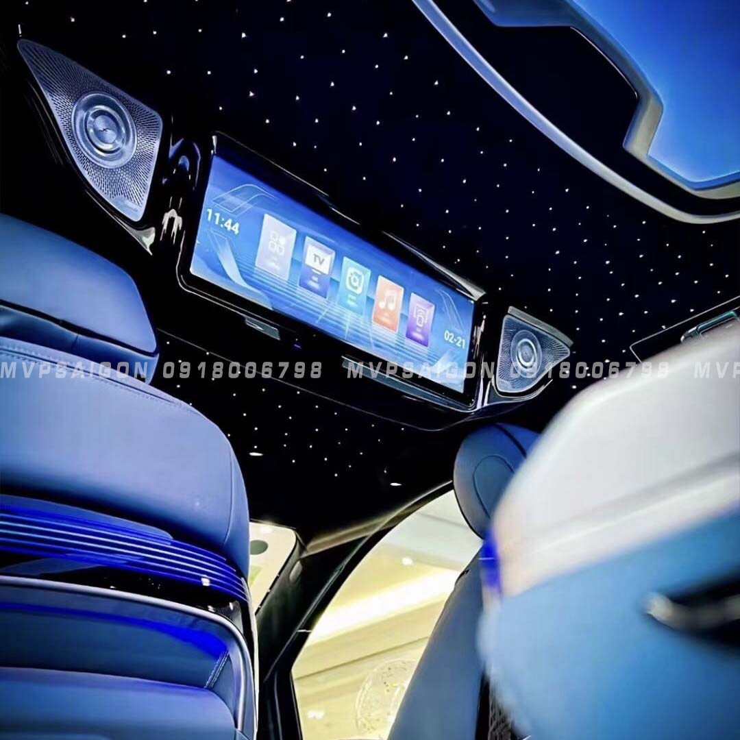 TV trần android Benz V250 - Nội thất ô tô MPVSAIGON