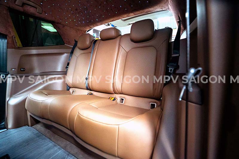 viloran-ghe-limousine-alphard-40-mpv-saigon