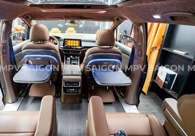 viloran-ghe-limousine-alphard-40-mpv-saigon