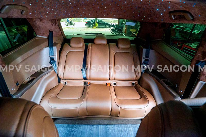 viloran-ghe-limousine-alphard-40-mpv-saigon