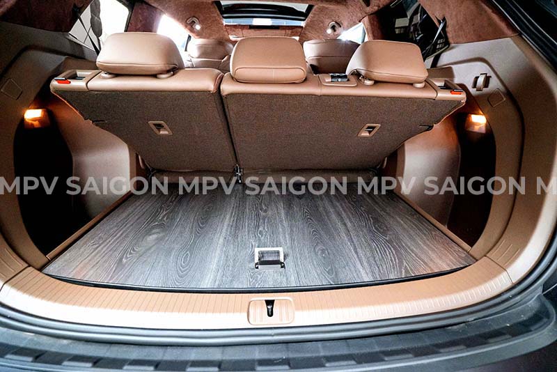 viloran-ghe-limousine-alphard-40-mpv-saigon