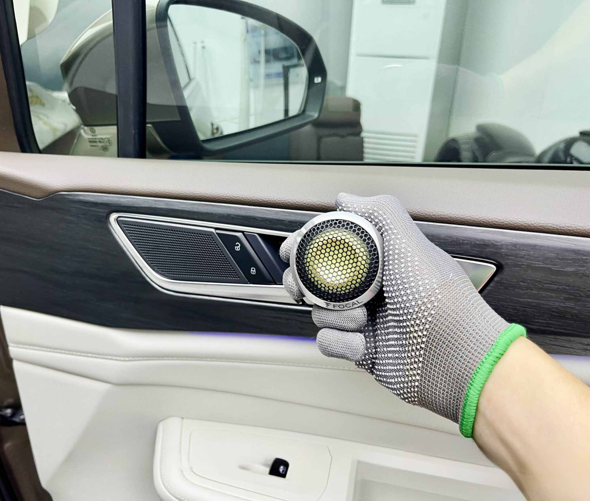 Volkswagen Viloran nên nâng cấp hệ thống âm thanh giải trí như thế nào?