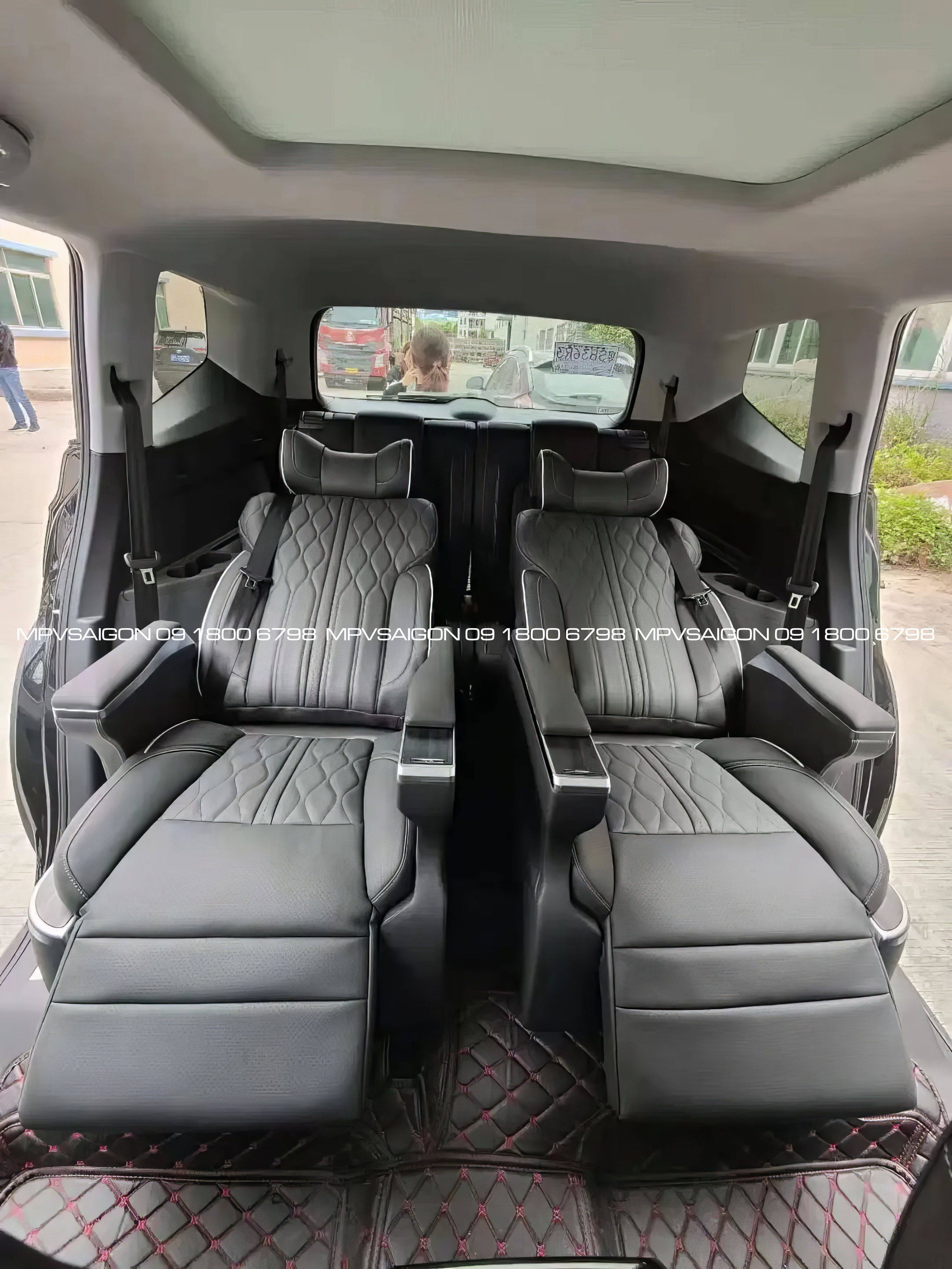 Volkswagen Teramont độ hai ghế thương gia Limousine