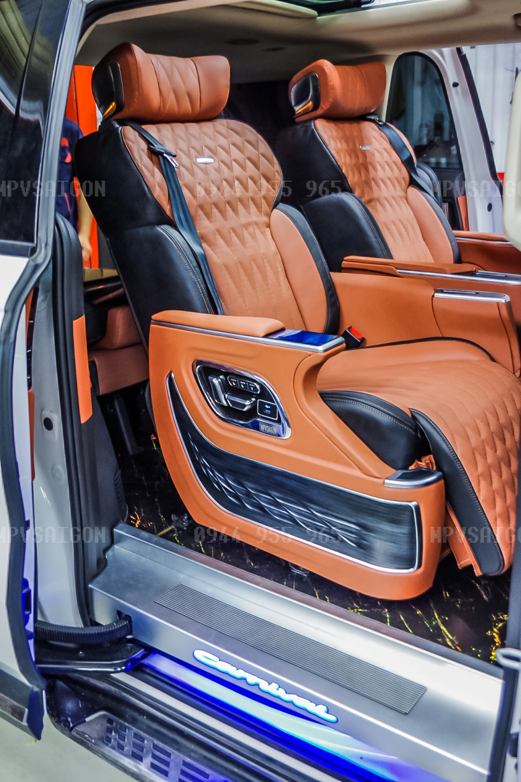 Nâng cấp - độ ghế Limousine thương gia Kia Carnival 2024