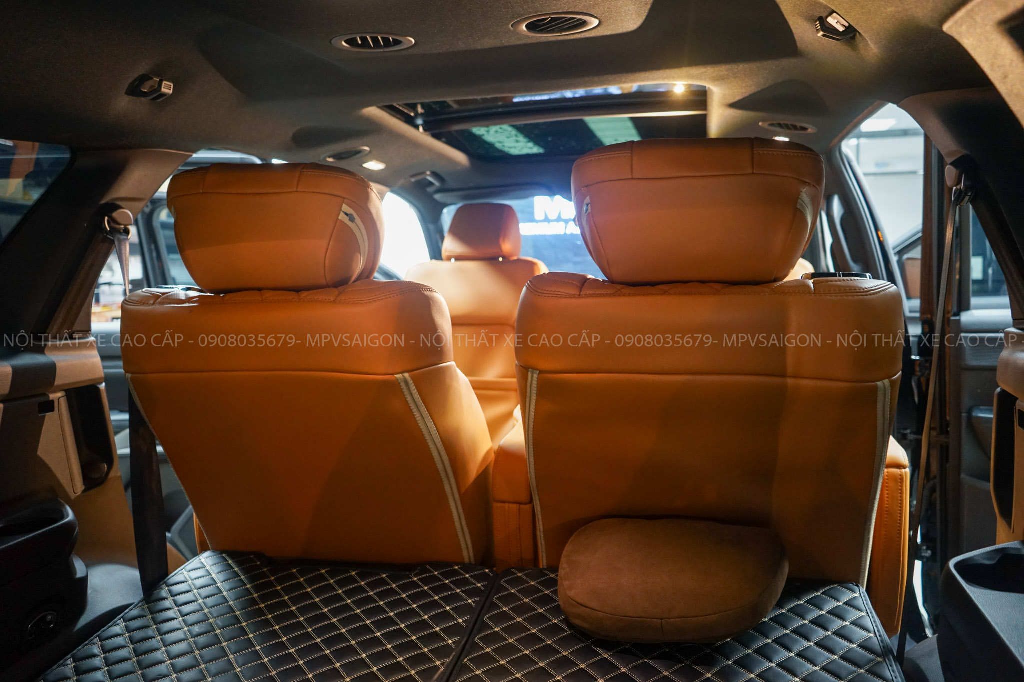 Nâng cấp ghế Limousine Ford Everest 2023 - MPVSAIGON