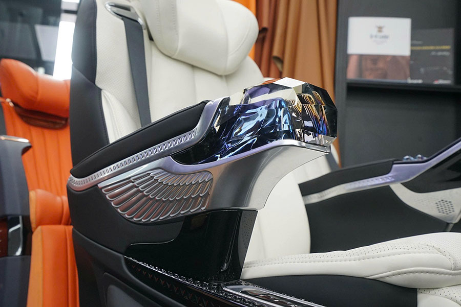 Ghế limousine Master II tại MPVSAIGON - BST ghế limousine