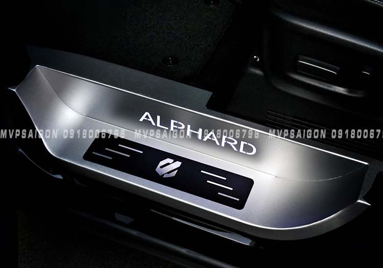 Ốp bậc lên xuống Toyota Alphard - Nội thất ô tô MPVSAIGON