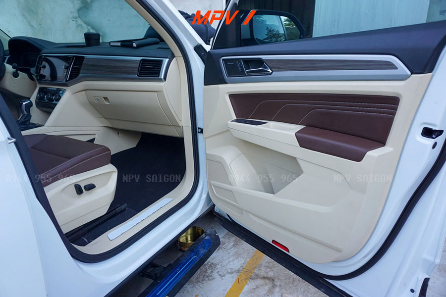 Volkswagen Teramont đổi màu nội thất: Phối màu sang trọng, thi công chuẩn zin