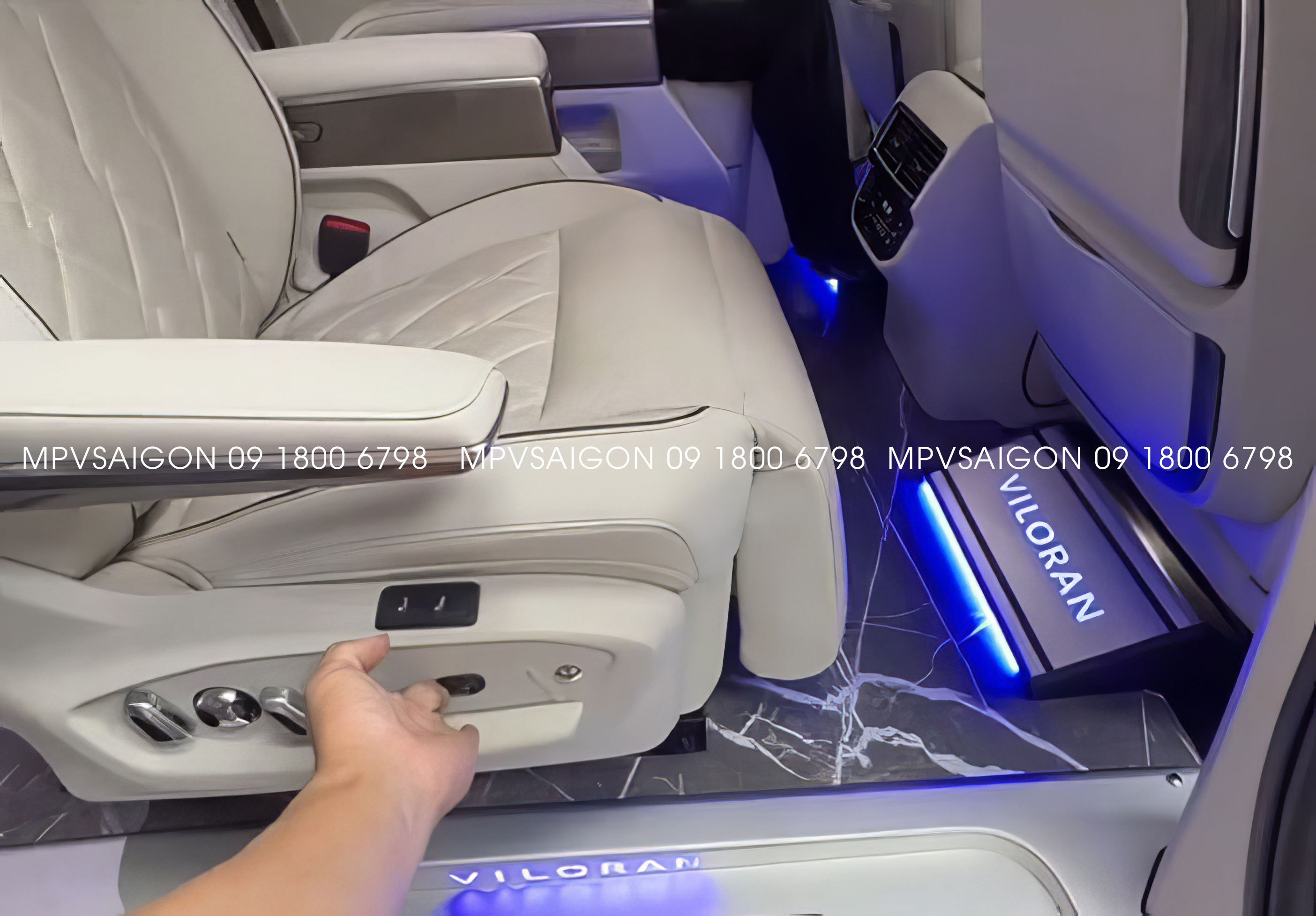 Volkswagen Viloran độ ghế zin trượt điện xoay 180 độ